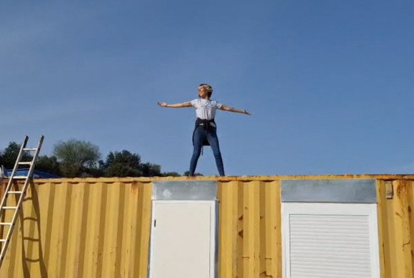 Catland Build Update – The fencing has arrived!